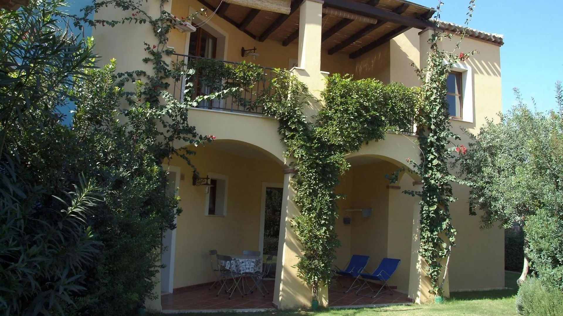 Borgo Degli Ulivi Aparthotel Arbatax