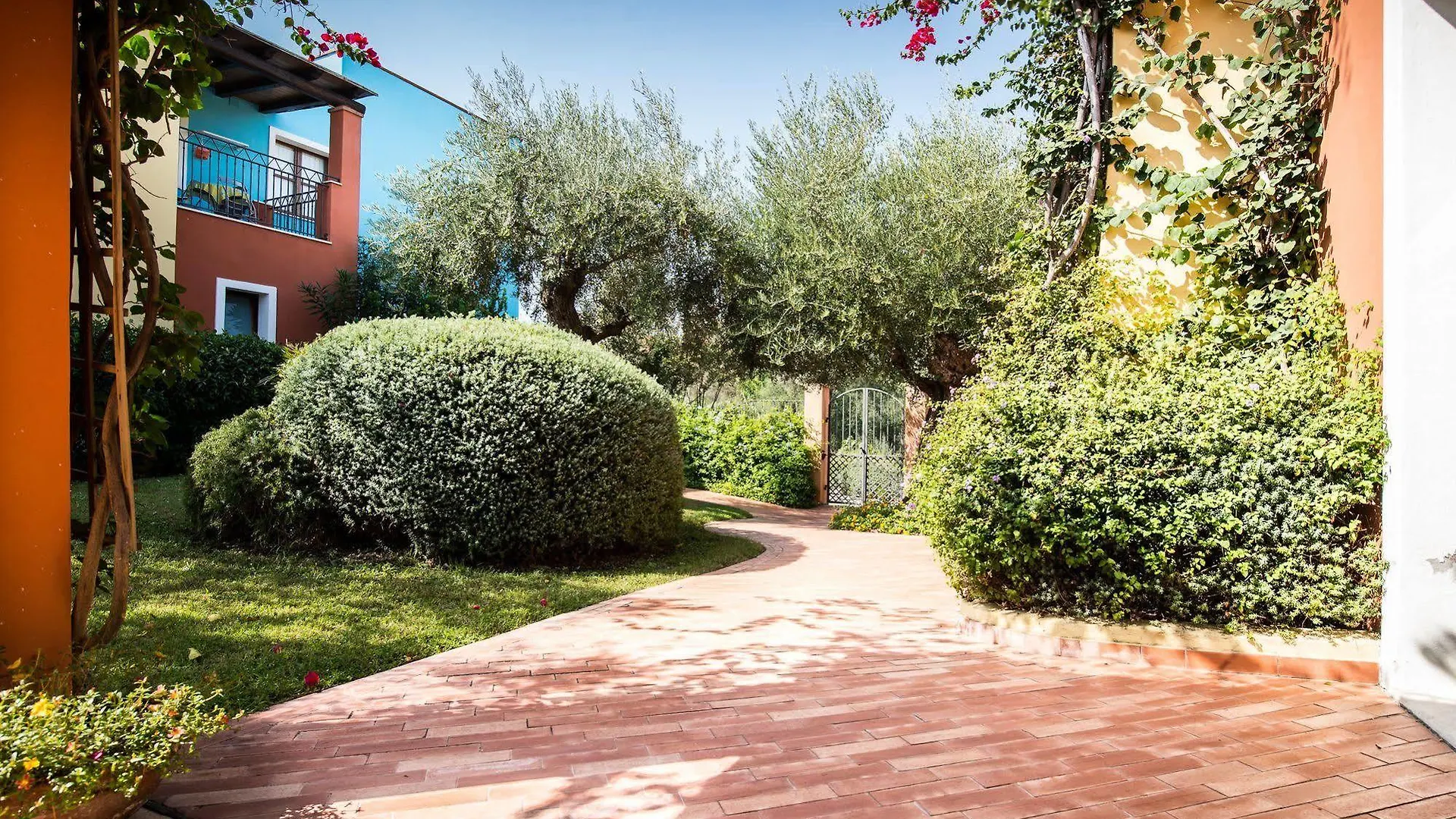 Borgo Degli Ulivi Aparthotel Arbatax