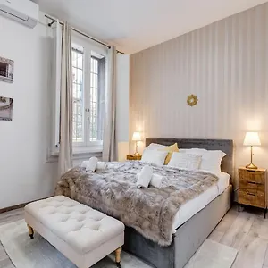 Jmartins Colosseo Guest house Rome