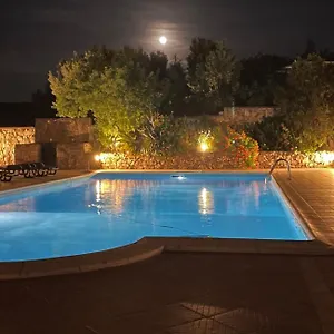3* Hotel Villaggio Ristorante Pizzeria Museo Tanit